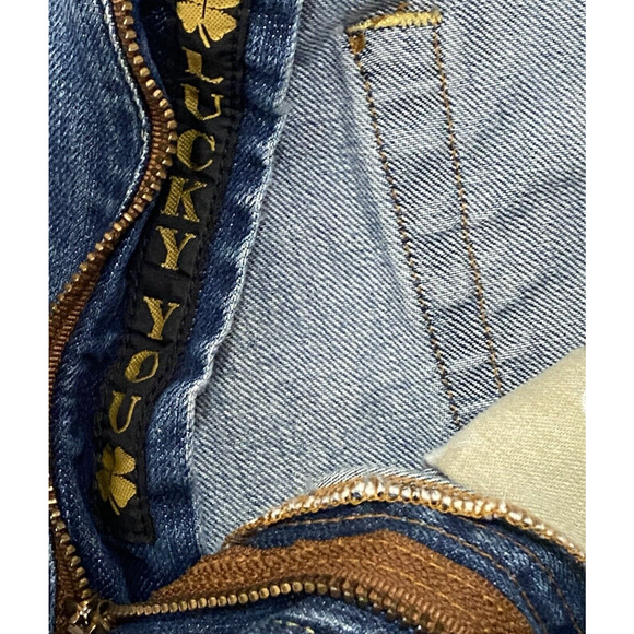Lucky Brand Jeans Mens 36 x 30 Blue Bootleg Zip Fly Distressed - Picture 6 of 10